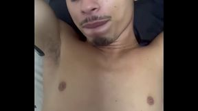 O PUTINHO VEIO EM CASA LEVAR ROLA GROSSA NO CUZINHO