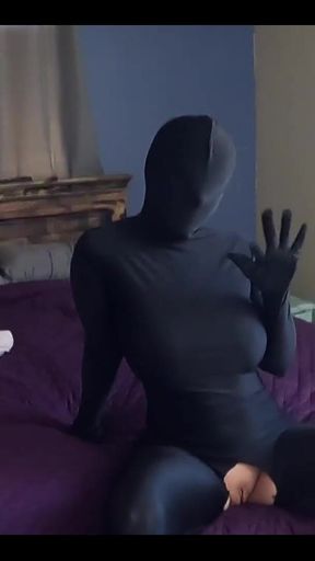 Stepmom's Zentai ***