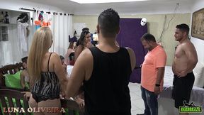 luna oliveira faz a festa e libera geral no baile de halloween - luna oliveira - melissa alecxander - paola gurgel - binho ted - el toro de oro - paty bumbum - fada mel - sandro lima - aniaty barboza