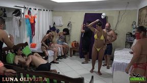 luna oliveira faz a festa e libera geral no baile de halloween - luna oliveira - melissa alecxander - paola gurgel - binho ted - el toro de oro - paty bumbum - fada mel - sandro lima - aniaty barboza
