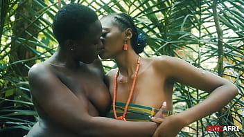 My second wife never knew my first wife was lesbian - Now she made her squirt on her face