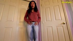 mia wetting her jeans and cumming accidentally
