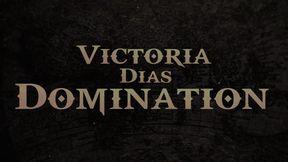 BATTLE OF DOMMES: FART WAR ON SLAVE'S FACE - BY VICTORIA DIAS, VERONICA LINS AND GABY MONTOVANI - CLIP 1 IN FULL HD - NEW SEPTEMBER 2025