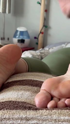 Step Mom's Soft Creamy Soles Waiting for a Massage When Dad's Not Home   Clip 1