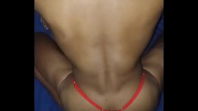 Comi a putinha do rabo gostoso.