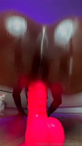 Open your mouth i want to Squirt baby