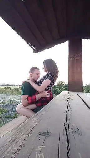 Woman can't resist eating pussy in the heat of the moment