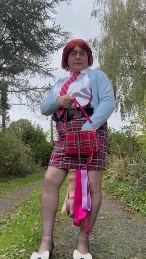 Dressed in a small strapped skirt for an evening