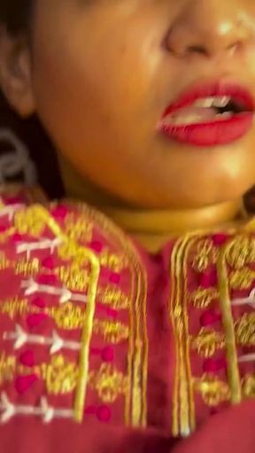 Desi Mallu Bhabhi Hardcore Fuck With Her Debar When Her Husband Not At Home Hindi Video   Clip 1