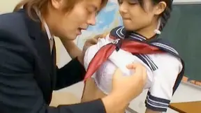 Milf Sucks Dick Like a Pro'Making That Dick Throb Hard