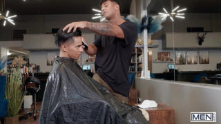 Oral seks, boşalma, korunmasız seks, melek – büyük penisli Kenzo Alvarez ve Angel Santana'nın anüsten seks yapması