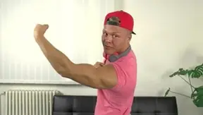 Join Me on Web Cam for a Muscular Jerk Off
