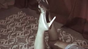 Smoking Girl Hot Marlboro Light 100's Model Anita 89