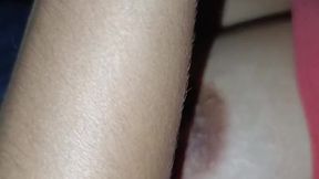 Le chupo las ricas tetas a m� compa�era de universidad