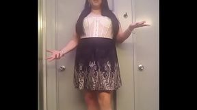 Does This Happen To You? Getting A Phone Call While You'_re All Dolled Up...