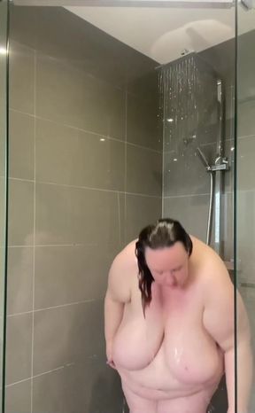 Walk in Showers Just Hit Differently