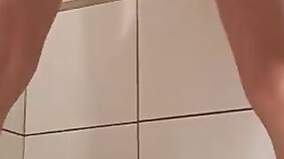 gets two times orgasm inside two minutes by big dong big black dick addicted hoe wifey