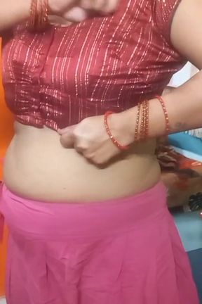 Very Beautiful Indian Bhabhi in Red Saree