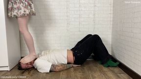 White fishnets trample