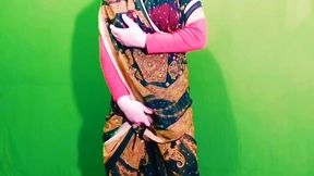 Indian housewife gets naughty in the village