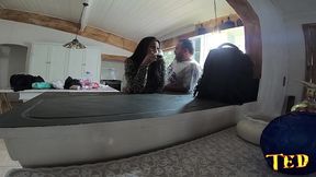 deixei a camera ligada e enrabei a gostosa sem camisinha na cozinha - alessandra marques - binho ted