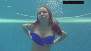 Lina Mercury hot underwater naked teen