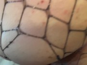 Vom Stiefsohn überrascht und Doggy gefickt ! Er spritzt mir in mein enges Loch !