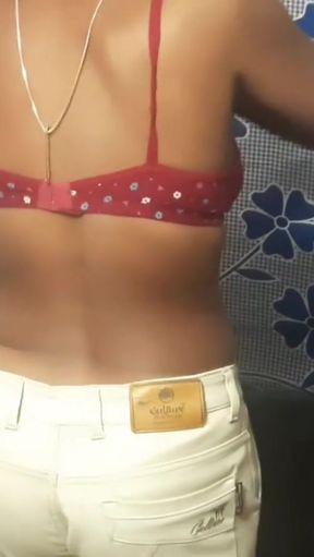 Captivating moment from &quot;Desi village&#039;s brother-in-law took off his elder sister-in-law&#039;s pants and slapped her ass in a&quot;