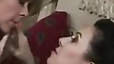 RayVeness and Dyanna Lauren are MILF Lesbos!