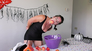 Bobbing for apples - bucket full of jizz