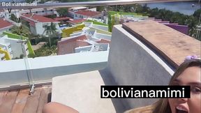 Masturbandome y haciendo squirt en la terraza del hotel  Miralo en bolivianamimi.tv