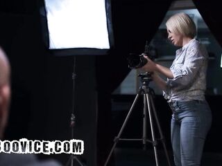 Obedient Photographer Takes Her Client's Large Wang Unfathomable in Her mother I'd like to fuck Vagina