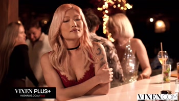 Dolly Orchid Ditches Date for Bartender's Blissful Blowjob
