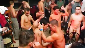 Muscular hunks bareback fuck and deliver a hot facial