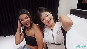 Thai Teen 18+ Threesome (1)