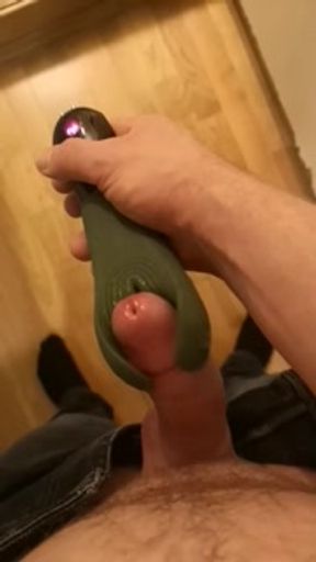 Testing my new Fun factory Manta after work. So much cum!