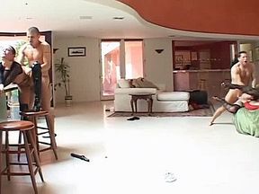 Versauter Gruppensex Mit Hartem Anal Fick