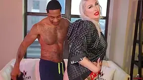 Give All That Cobra Cum To Both My Holes: Lilly Loves Cobra Loads - Lone Star