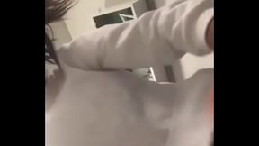 Salima beurette qui twerk sur snap