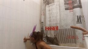 Jess en mode lapin baise son gode