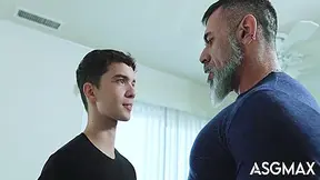 Lawson James And Sam Ledger In Dilf Receives Nudes From Twink Stepson 15 Min