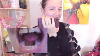 Nicoletta eats you and crushes you under her bite and you little useless insect will be devoured!