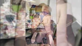 ”OMAGEIL Pulled out wrinkled breasts of old grandmothers on the bed”