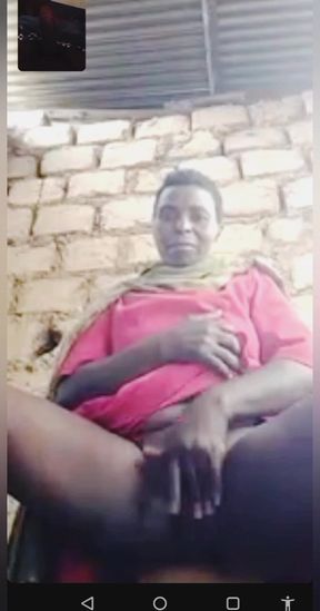Hadzabe Tribe Mature Woman Masturbating with BF, Hadzabe Vs Technology,it's Very Interesting