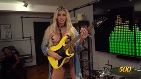 Isabella Salvatore - Keeps It Rockin