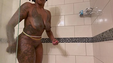 Pretty pussy shaved rinsing off
