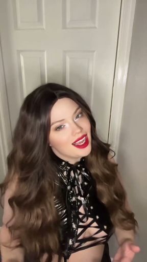 MILF Cuckolds Her Fuck Buddy with the Biker Gang Role Play
