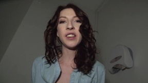 Chanel Kiss gives a great head and fucks for some cash
