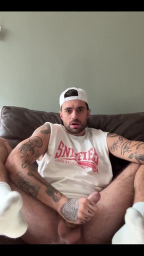 Quick Solo Morning Jerking Big Cock