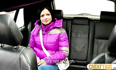 Gorgeous Sylva agrees to have fucking session with the cab driver